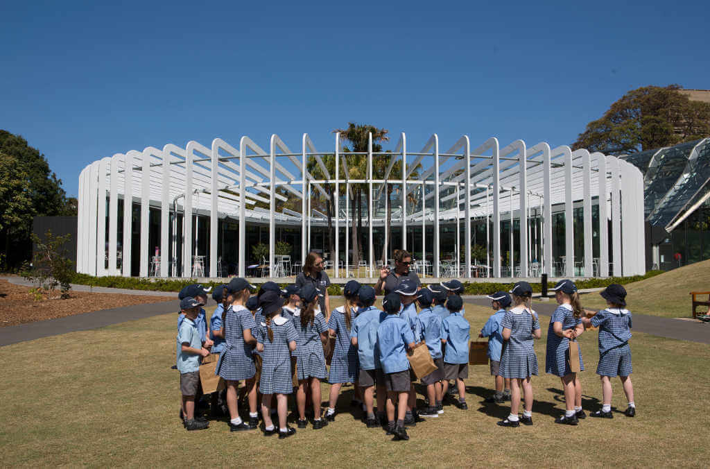 school group tour 1024x676