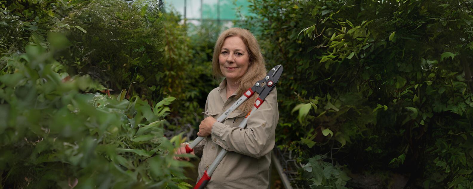 Staff-Veronica-Viler-1584x633.jpg