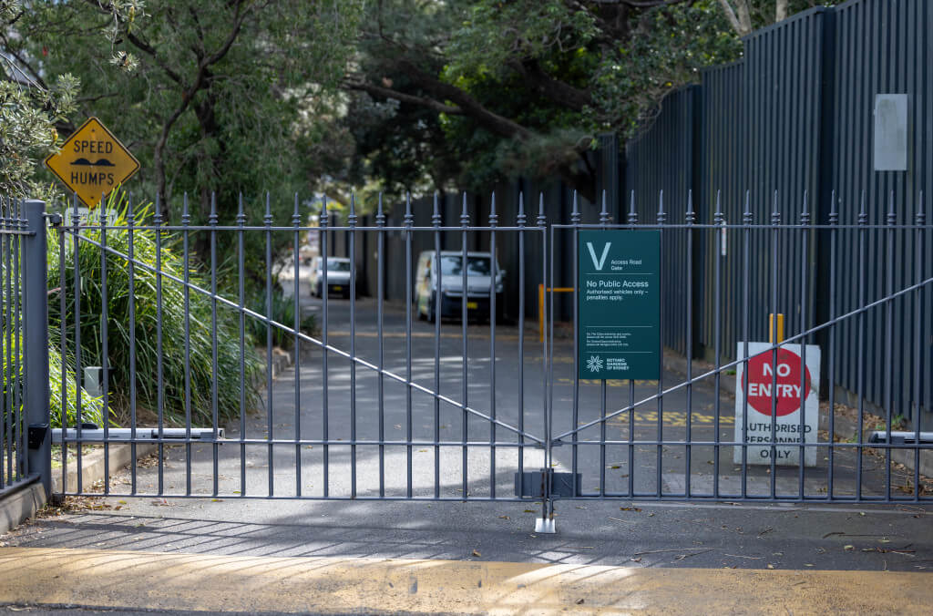 venues-gate-v-access-road-gate-1024x676.jpg