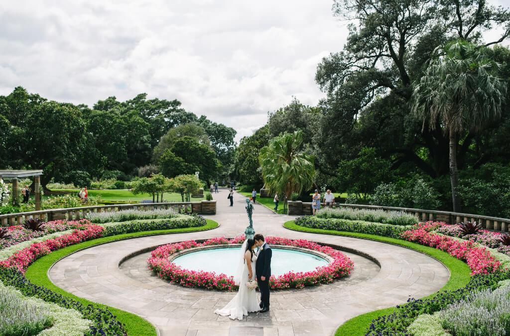 pioneer fountain garden close up